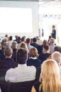 Conférence de séminaire à Lisbonne